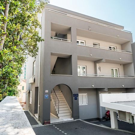 Apartments And Rooms Vuleta, Close To The Beach Makarska Extérieur photo