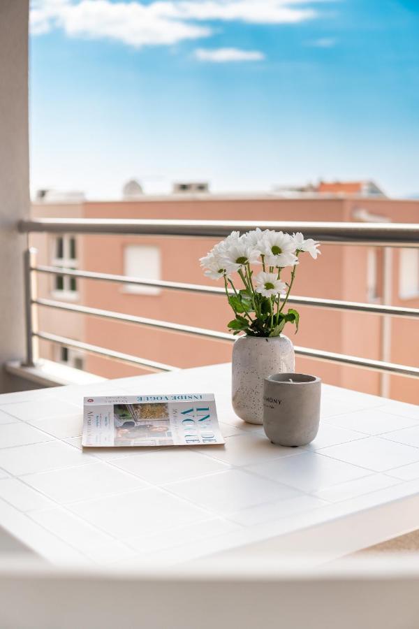 Apartments And Rooms Vuleta, Close To The Beach Makarska Extérieur photo