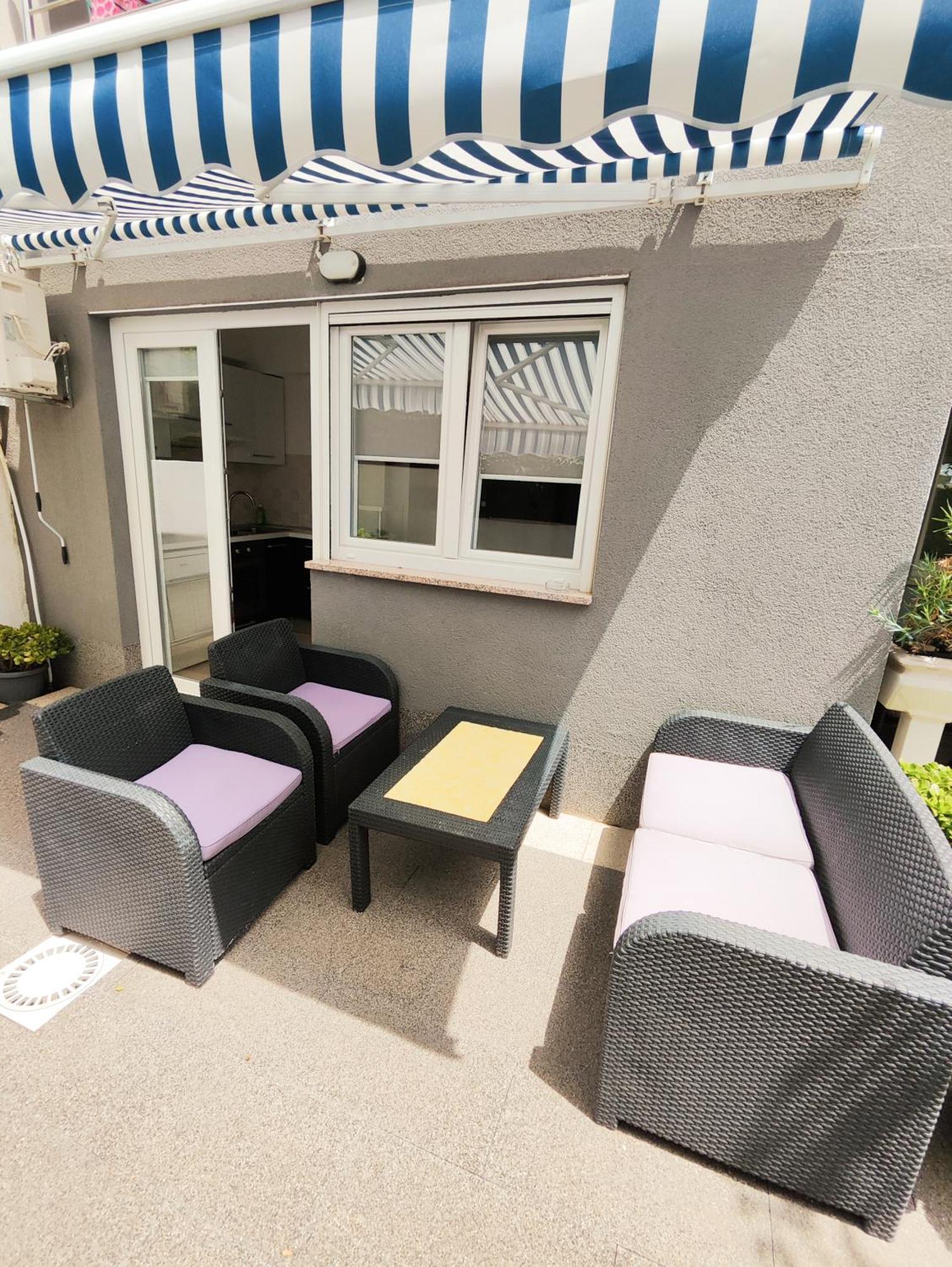 Apartments And Rooms Vuleta, Close To The Beach Makarska Chambre photo